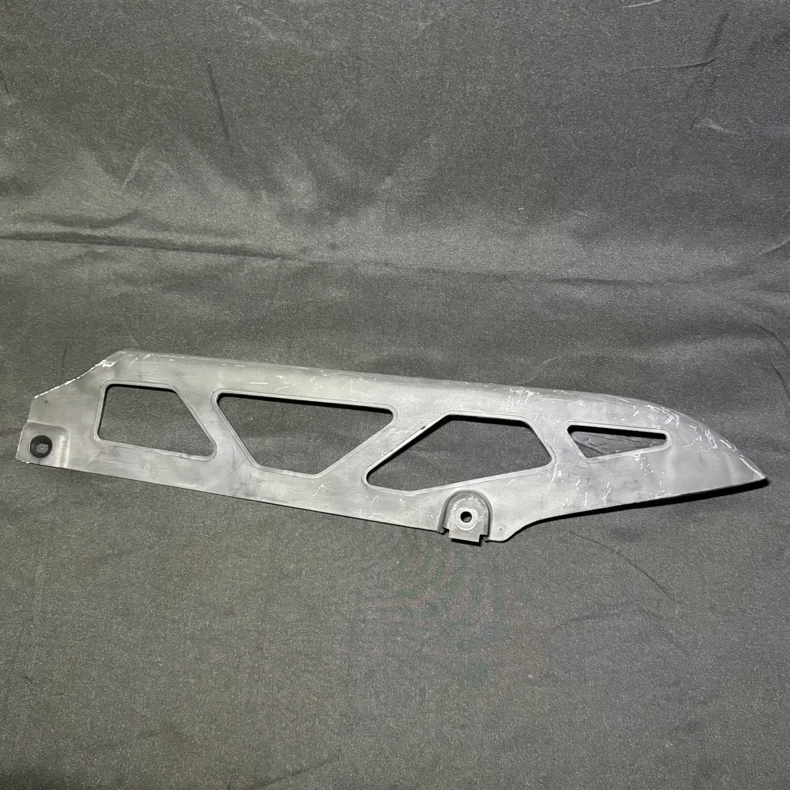 2012 09-20 KLX250S 21-23 KLX300 Chain Case Cover Guard Grease Guard 36014-0050