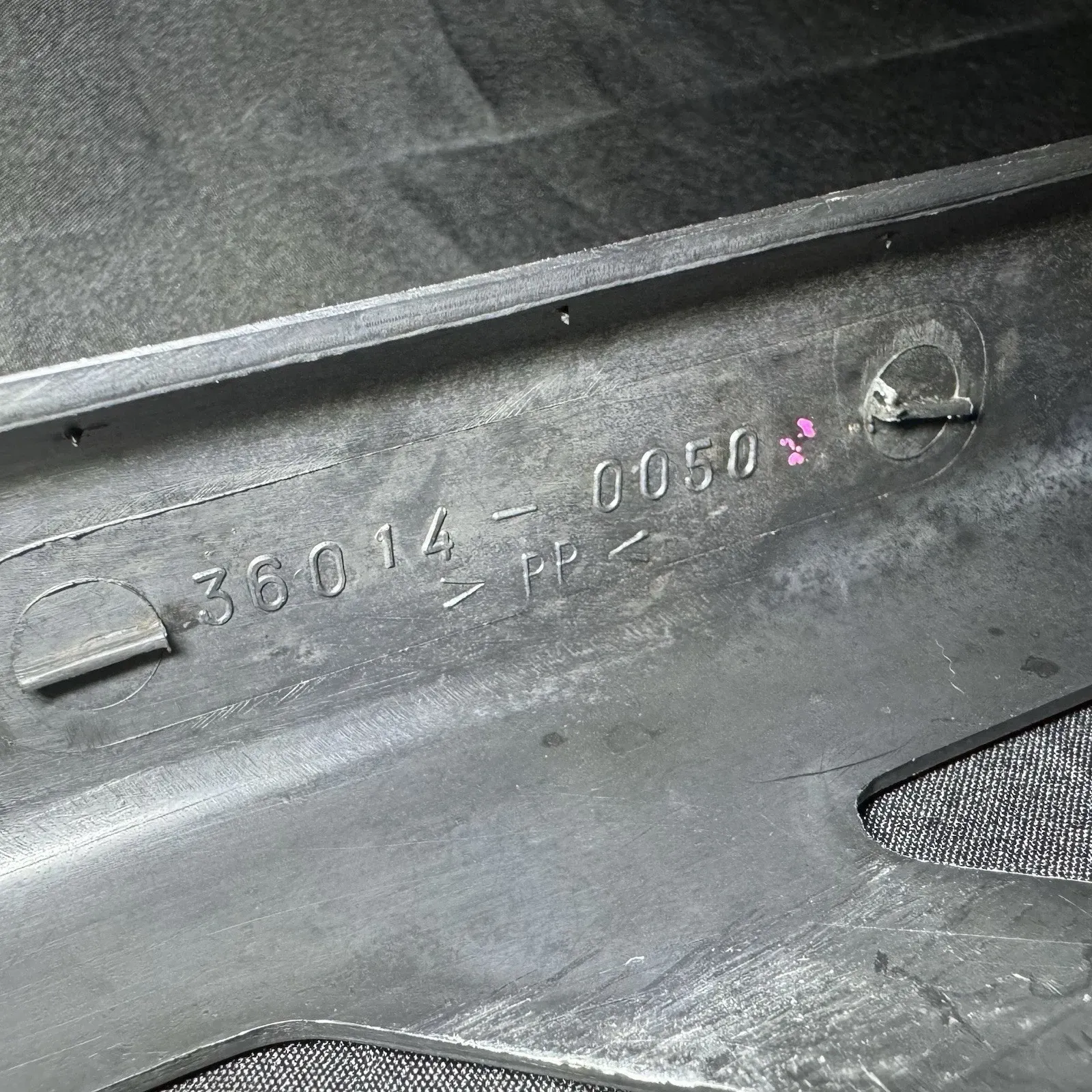 2012 09-20 KLX250S 21-23 KLX300 Chain Case Cover Guard Grease Guard 36014-0050