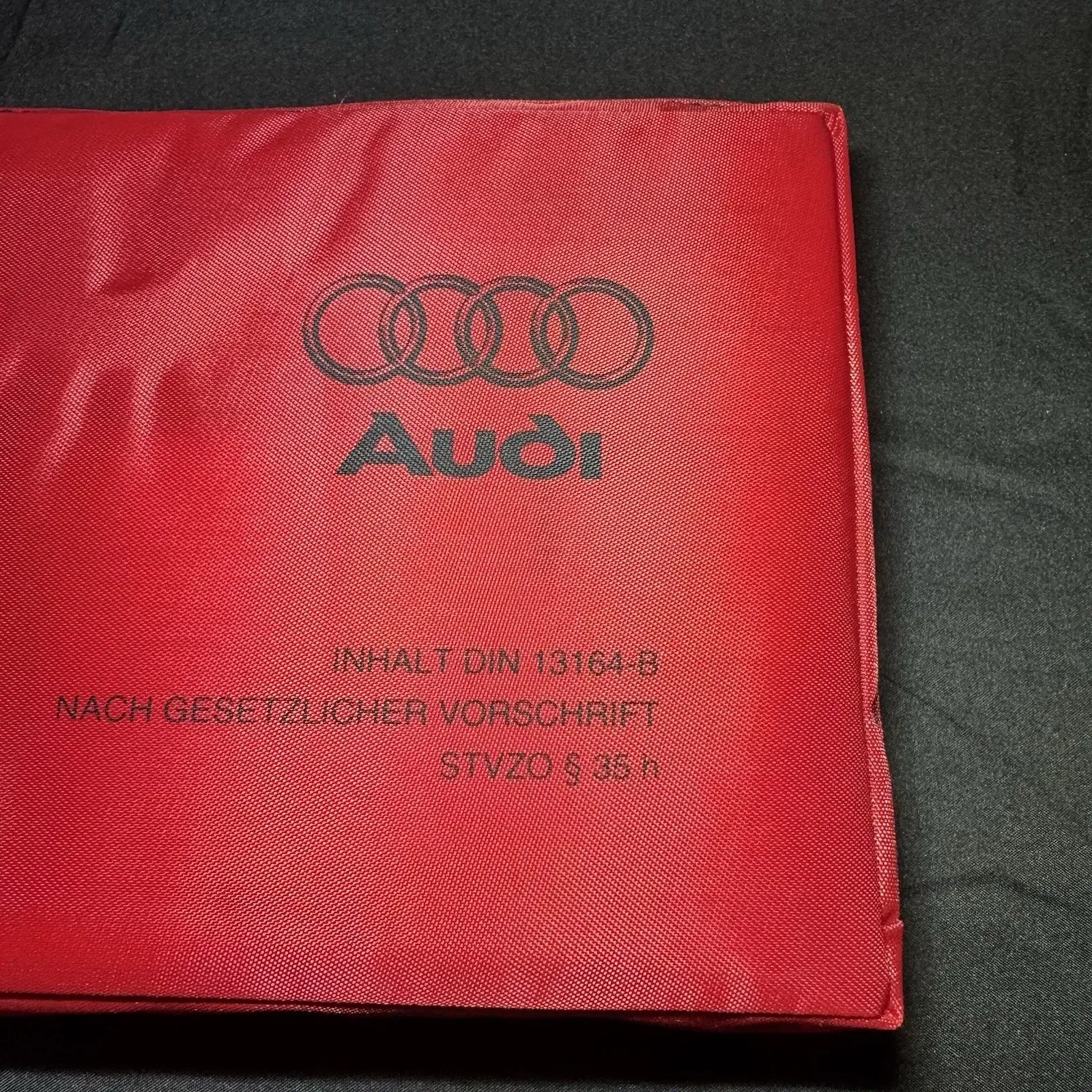 2000 2001 2002 Audi B5 S4 A4 First Aid Kit - OEM - 8D0860281C