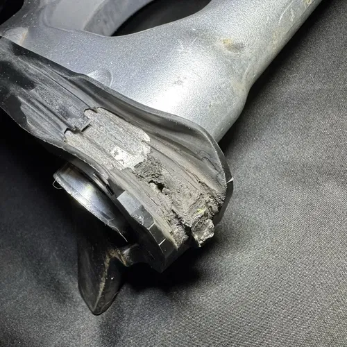 2006 HONDA CRF230F 03-09 / 12-19 OEM SWINGARM SWING ARM SUSPENSION 52200-KPS-900