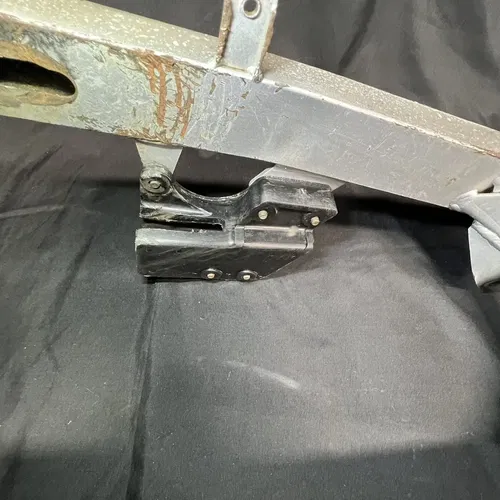 03-06 KAWASAKI KLX125 OEM SWINGARM SWING ARM SUSPENSION 33001-S001-530