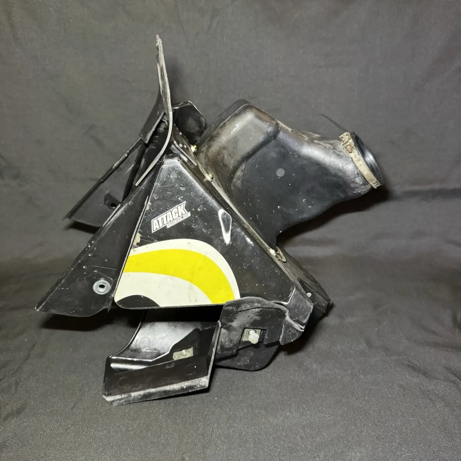 2002 SUZUKI 01-06 RM250 OEM AIRBOX INTAKE AIR CLEANER CASE 13700-37F31