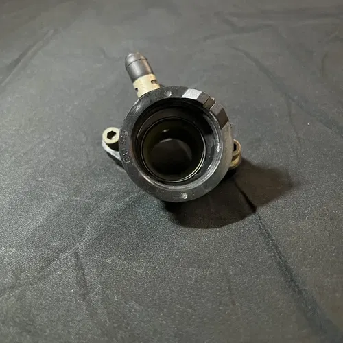 TTR125 INTAKE BOOT MANIFOLD CARB JOINT OEM GENUINE YAMAHA TTR 125L 01-21