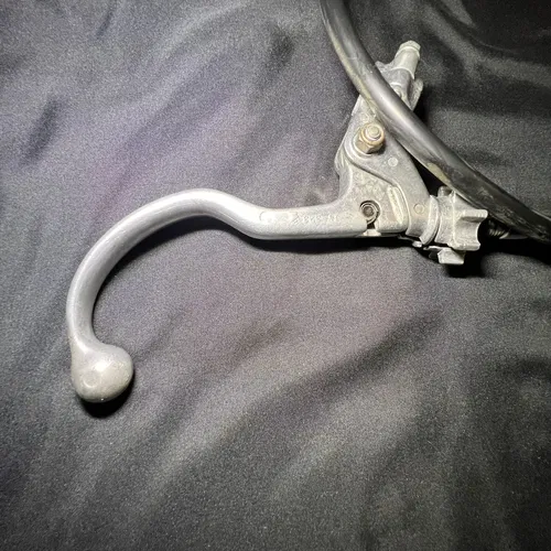 Yamaha YZ426F Clutch Perch Lever and Cable - 2001 2002