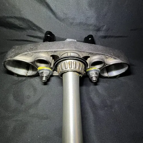 2014-2017 Yamaha YZ450F 2014-2018 YZ250F OEM Triple Clamps Tree Steering Stem