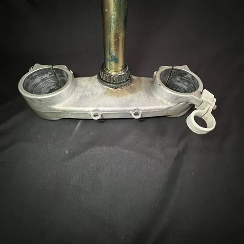 2009 08-09 RMZ250 RMZ OEM Triple Tree Clamp Set Steering Stem Fork Brace Bridge