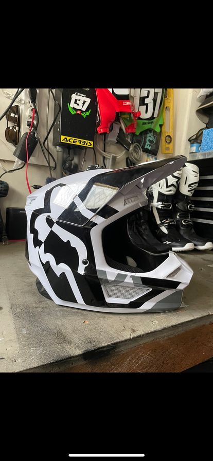 Fox Racing Helmets - Size XL