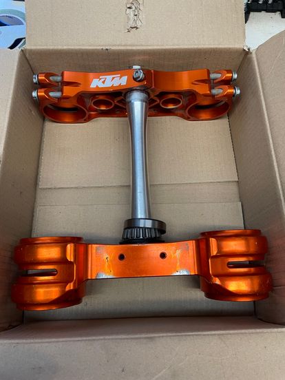 2019 KTM 250/350/450-7910199902104 Factory Triple Clamps