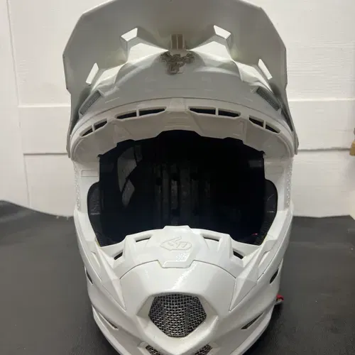 6D Helmets - Size S Custom Painted All White 