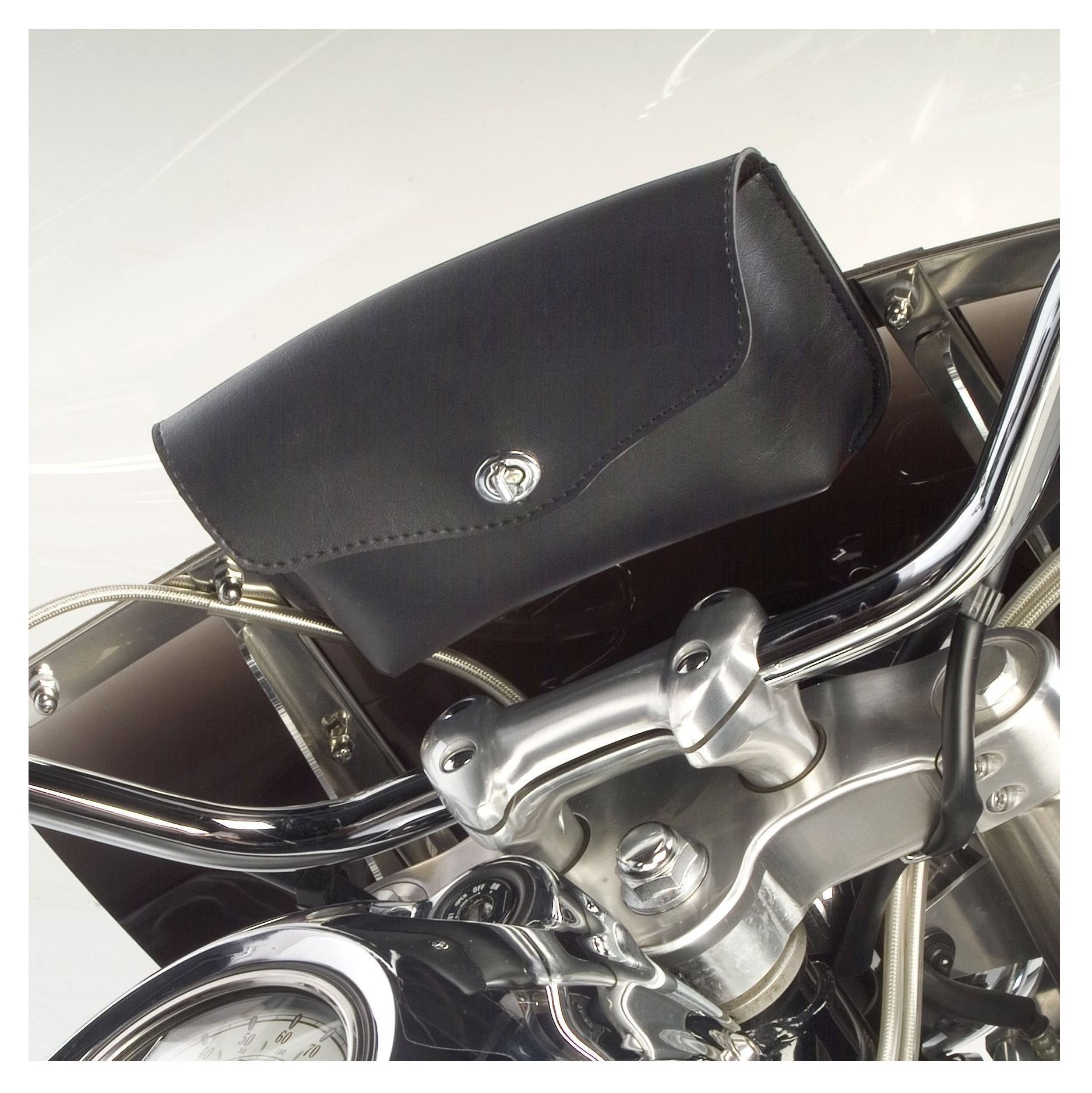 Willie & Max Revolution Windshield Bag undefined