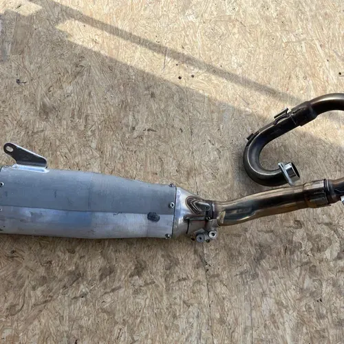2004 outlet yz250f exhaust