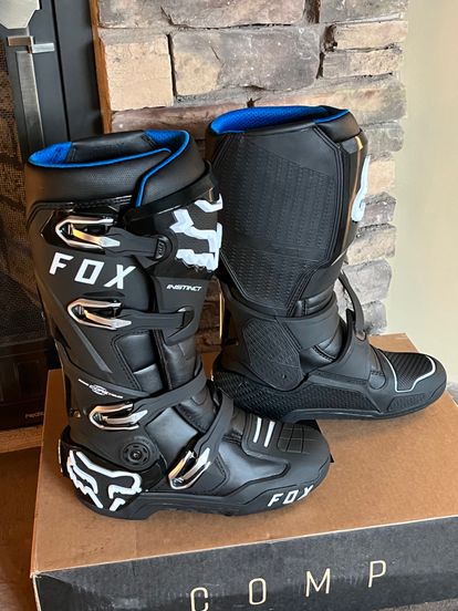 Brand New!  2023 Fox Racing Boots - Size 9.5