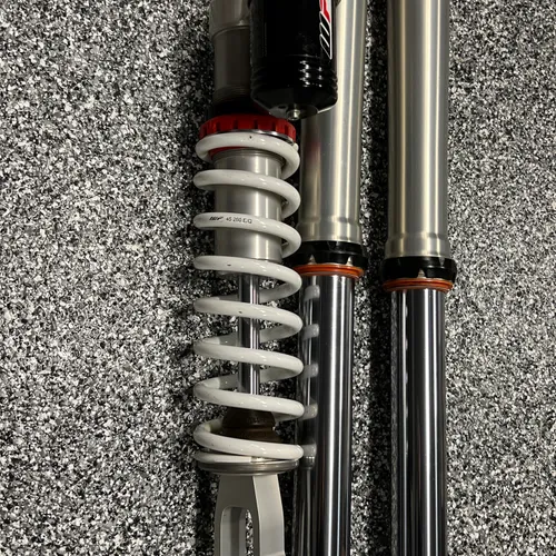 WP front and rear Suspension 