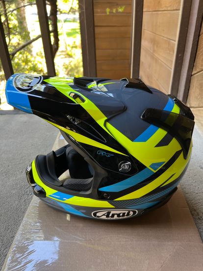 Arai VX PRO4 Helmets - Size Medium 