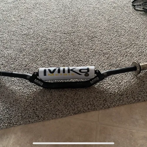 Mika Metal SX bend handle bars