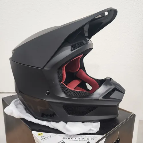 Fox Racing V1 Helmet Matte Black Medium ** Scratched 