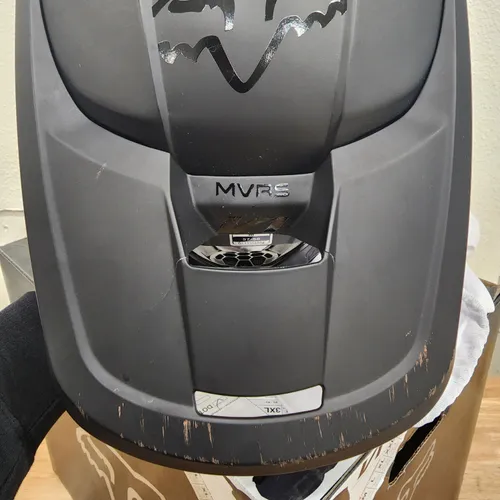Fox Racing V1 Helmet Matte Black Medium ** Scratched 