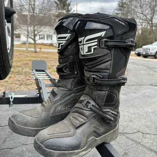 Fly deals riding boots