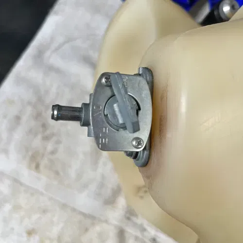 Yamaha YZ125 2018 Oversized gas tank