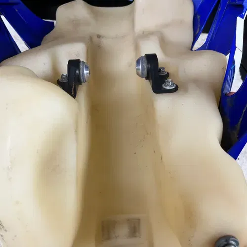 Yamaha YZ125 2018 Oversized gas tank