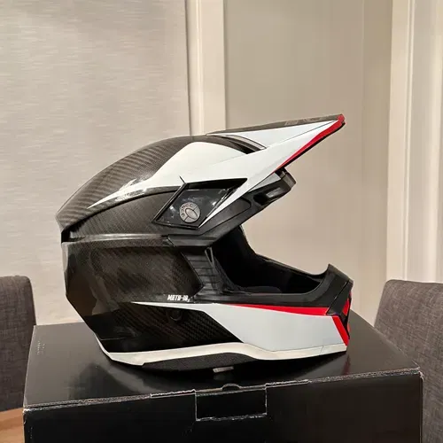 Bell Moto 10 - Limited Edition Renen - M