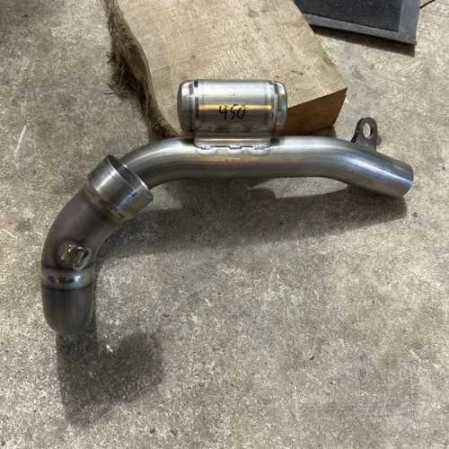 Akrapovic Header