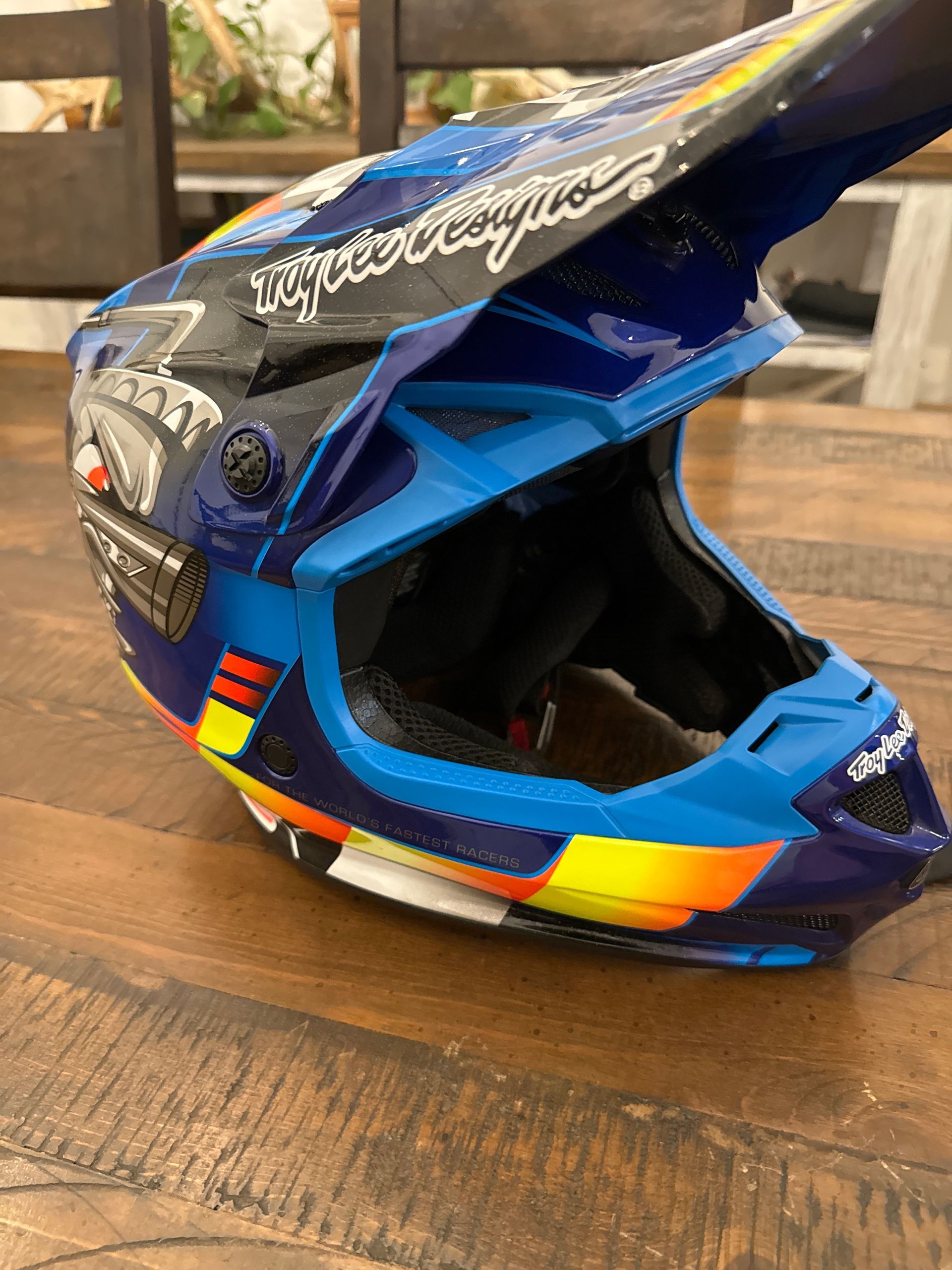 Troy Lee Designs SE4 Helmet In 2XL