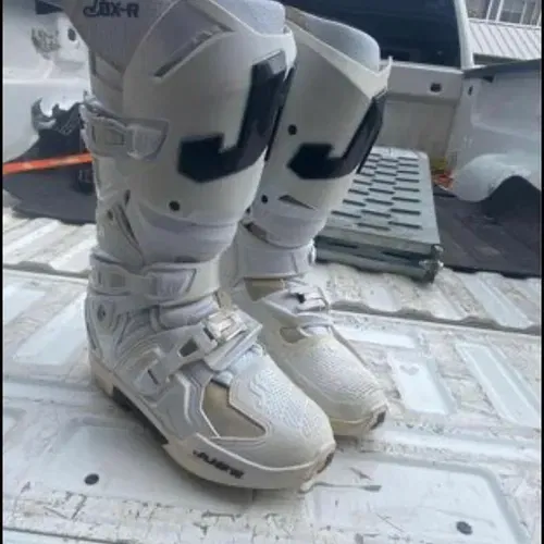 Just1 racing boots