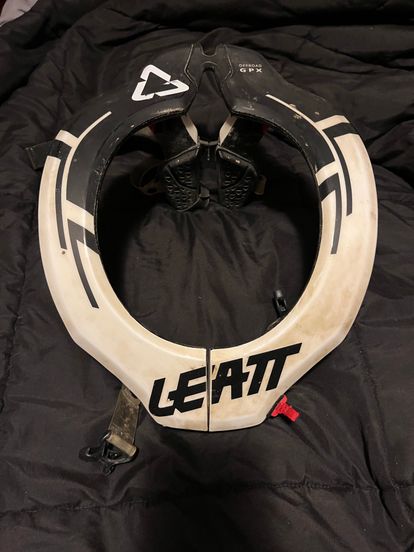 Leatt Protective - Size L