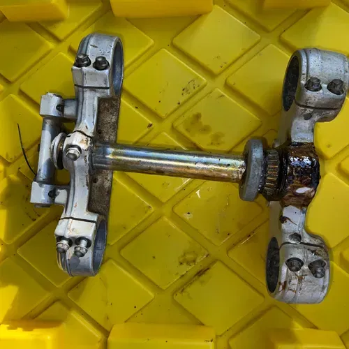 99-02 Ktm 250 300 Triple Tree Clamps