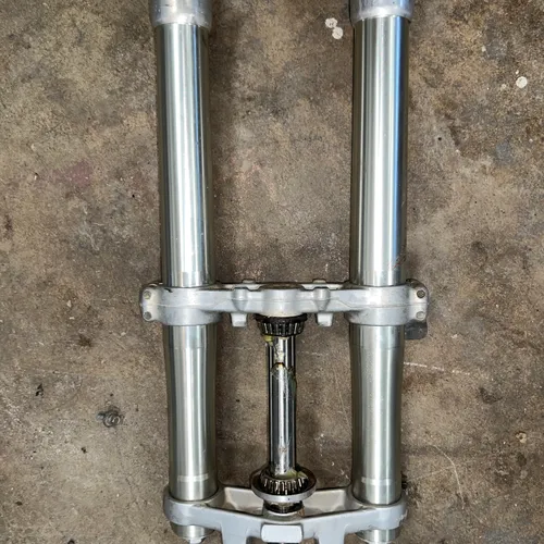 96-18 yz80 Yz85 front fork / triple trees