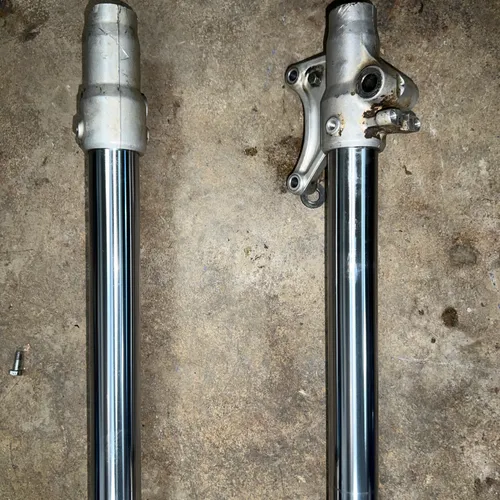 96-18 yz80 Yz85 front fork / triple trees