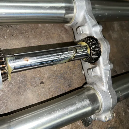 96-18 yz80 Yz85 front fork / triple trees