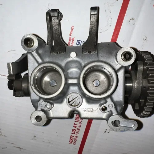 02-06 Crf450r Cam & Cradle Assembly 