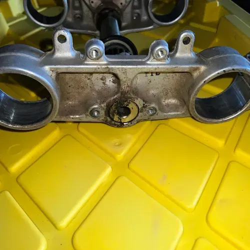 98-02 Yz125 Triple Tree Clamps 