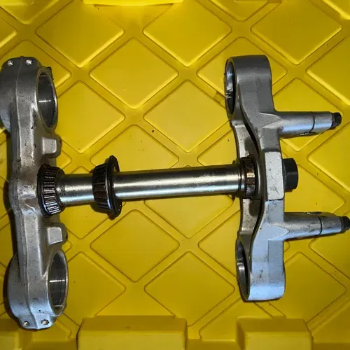 98-02 Yz125 Triple Tree Clamps 