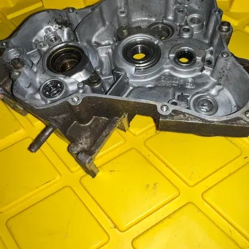 94-95 Yz125 Crankcase Right Clutch Side