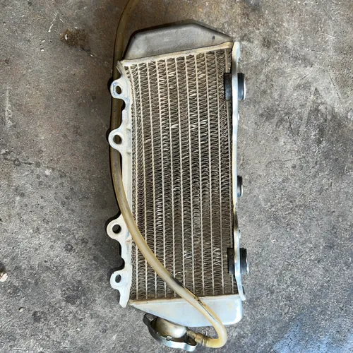 02-18 Yz85 Radiator 
