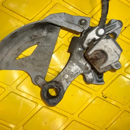 07-09 Yz250f Yz450f Rear Brake Caliper / Bracket 