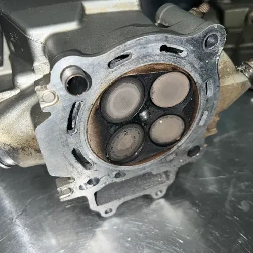  Crf250r 04-07 Cylinder Head (Complete)