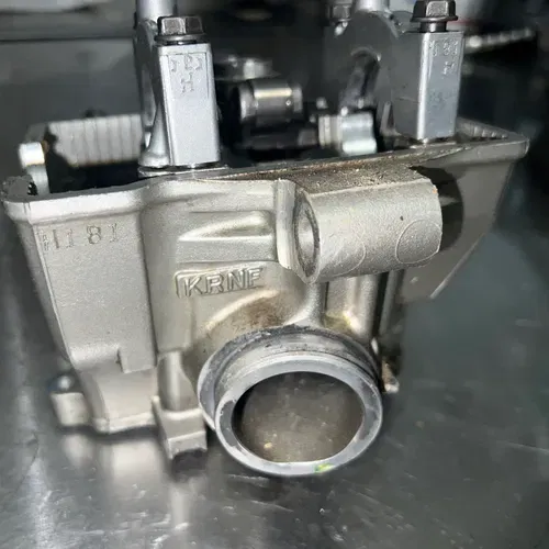  Crf250r 04-07 Cylinder Head (Complete)