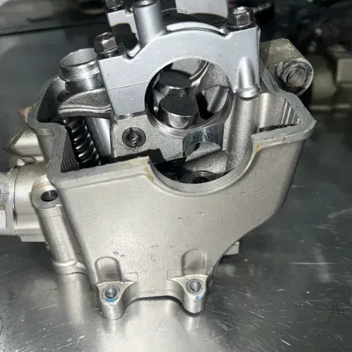 Crf250r 04-07 Cylinder Head (Complete)