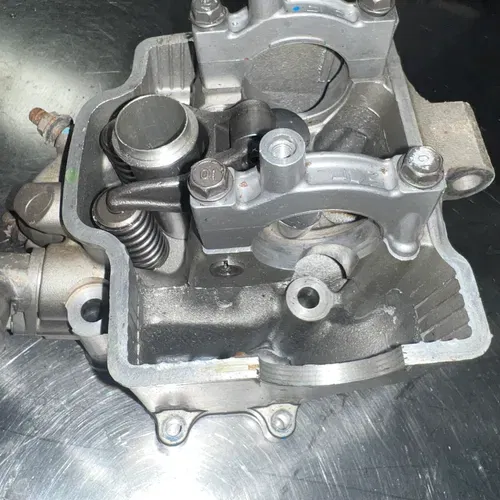  Crf250r 04-07 Cylinder Head (Complete)