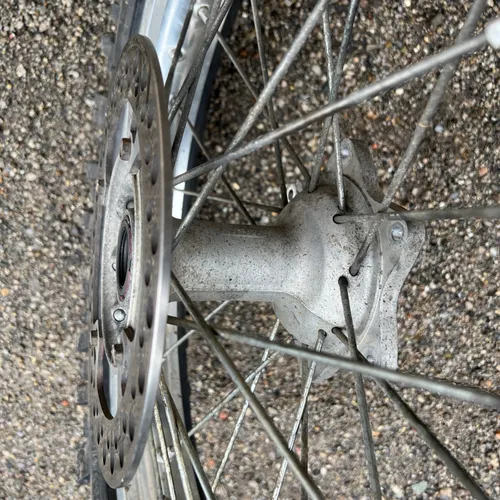 02-12 Crf250r Crf450r Rear Wheel Assembly 