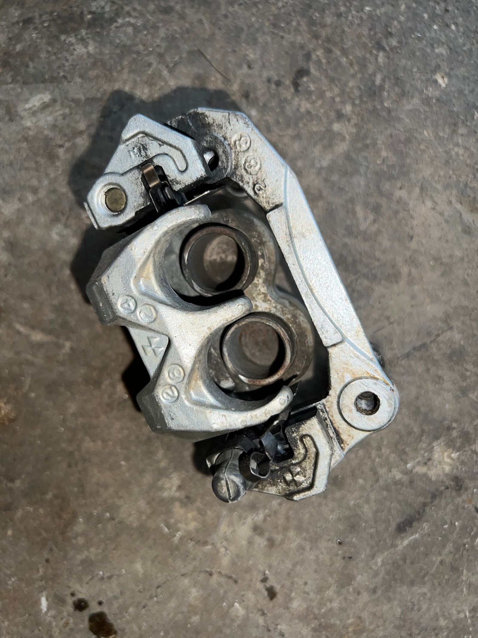 1996-2018 yz80 Yz85 front brake caliper