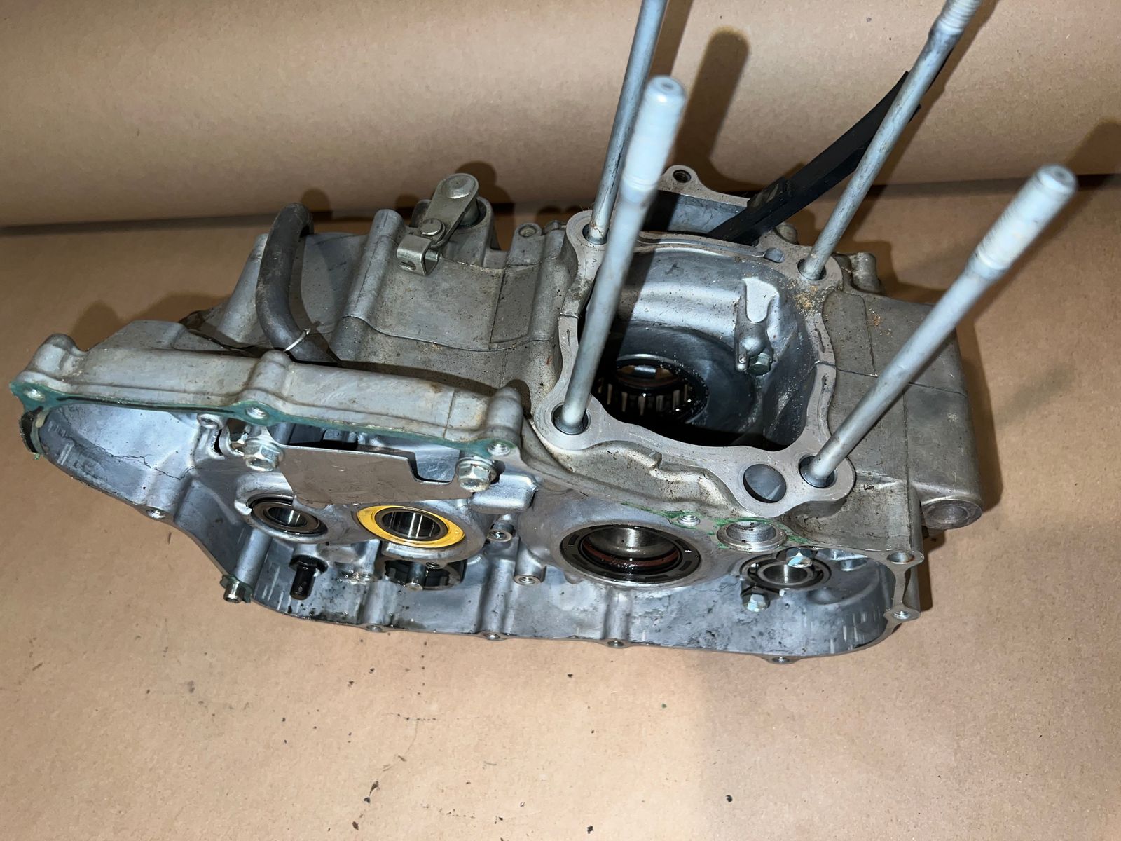 Crf250r right discount crankcase cover