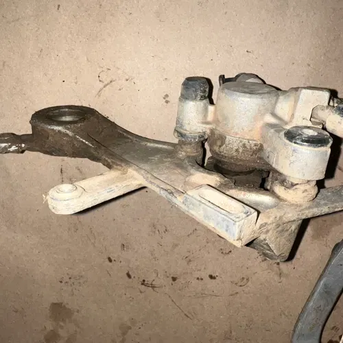 04-07 Crf250r Rear Brake Assembly 