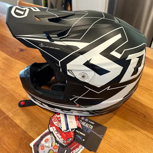 Youth 6D Helmets - Size S