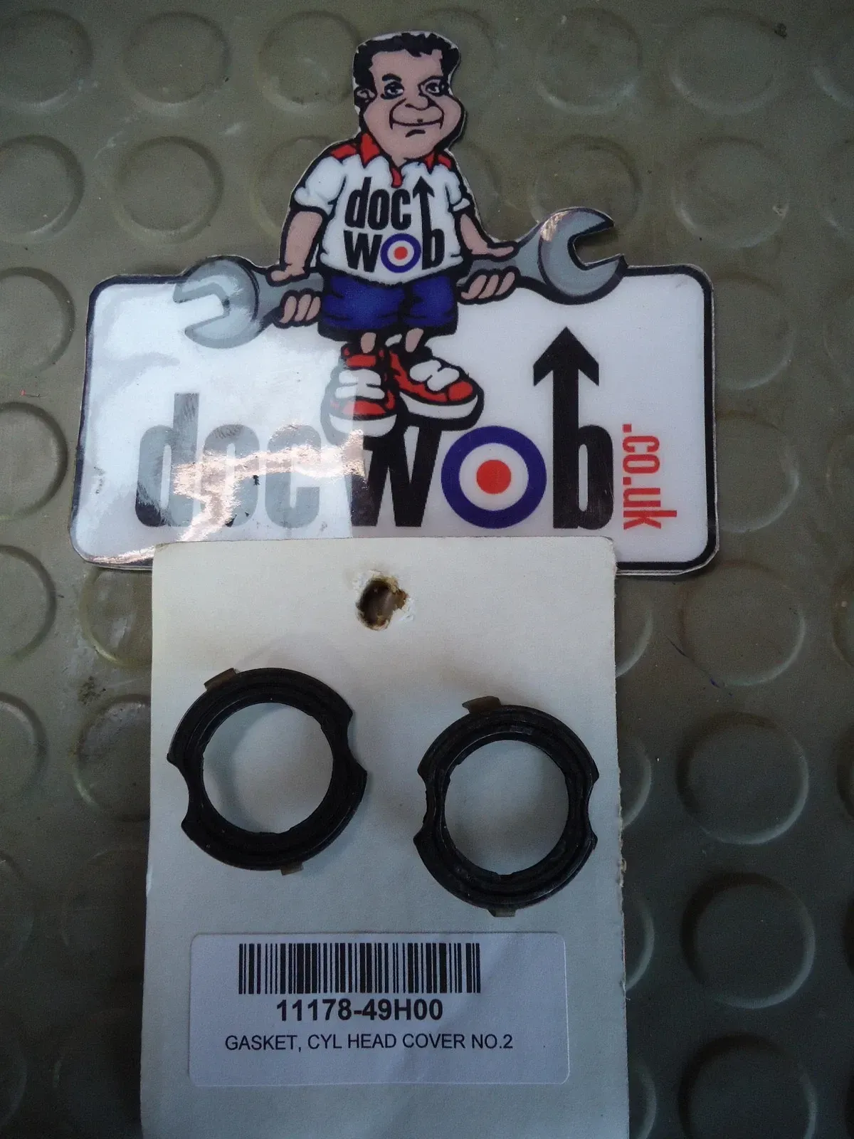 Suzuki RMZ250 2010-2017 pair of new cylinder head rocker seal 11178-49H00 RM1364
