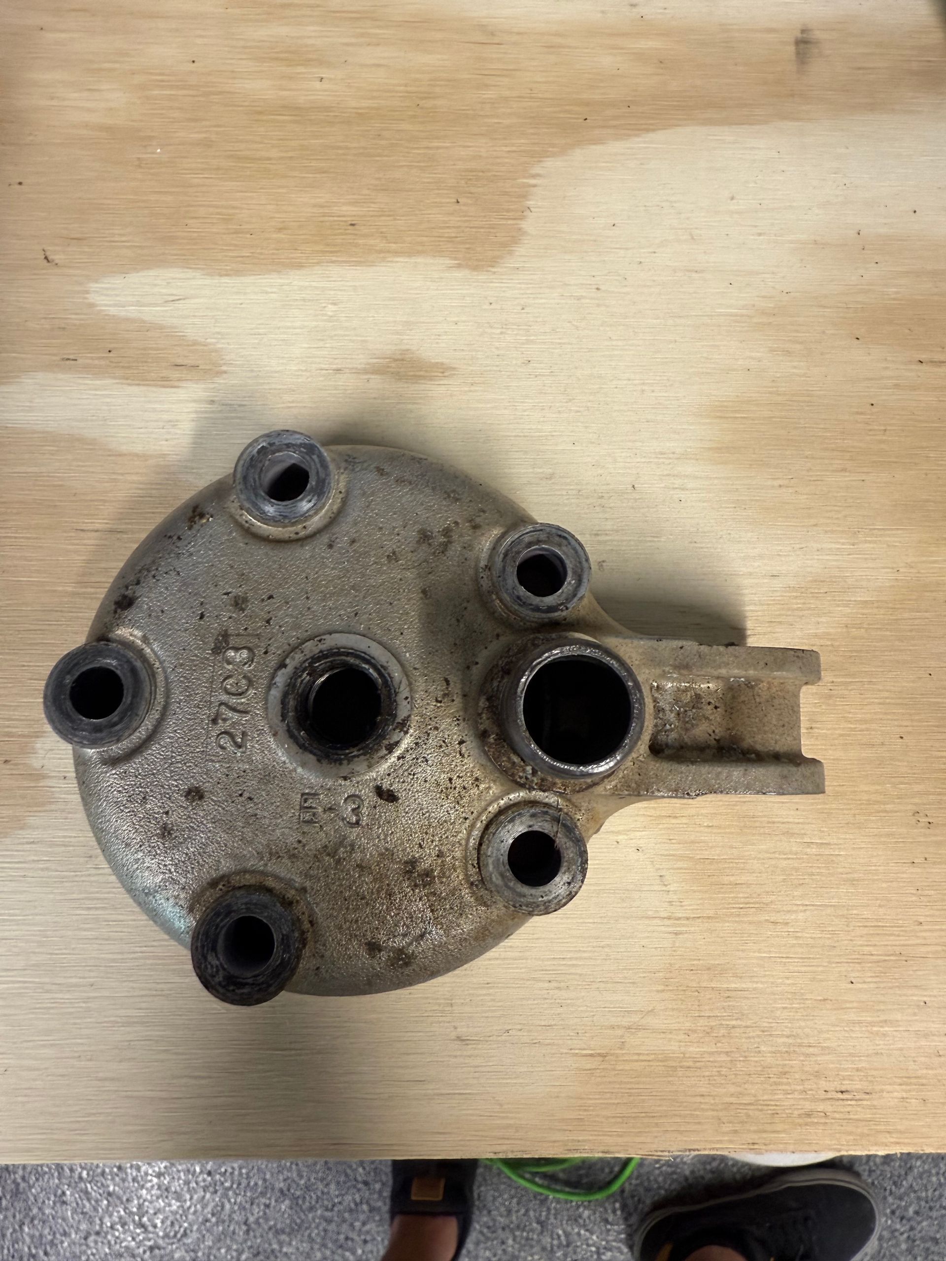 2001 RM125 Cylinder Head
